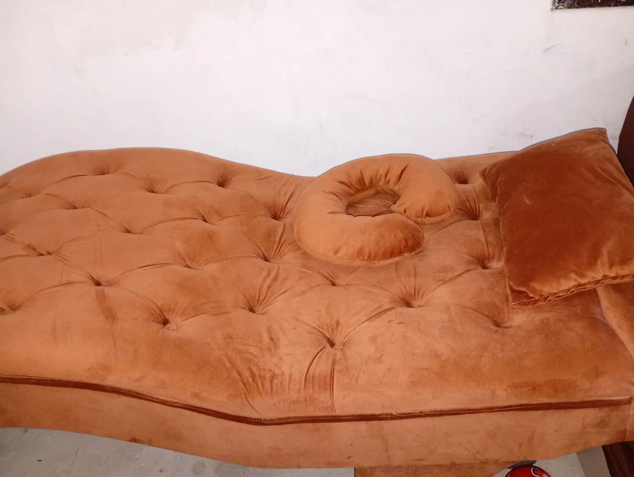 Vende-se maca de estética 