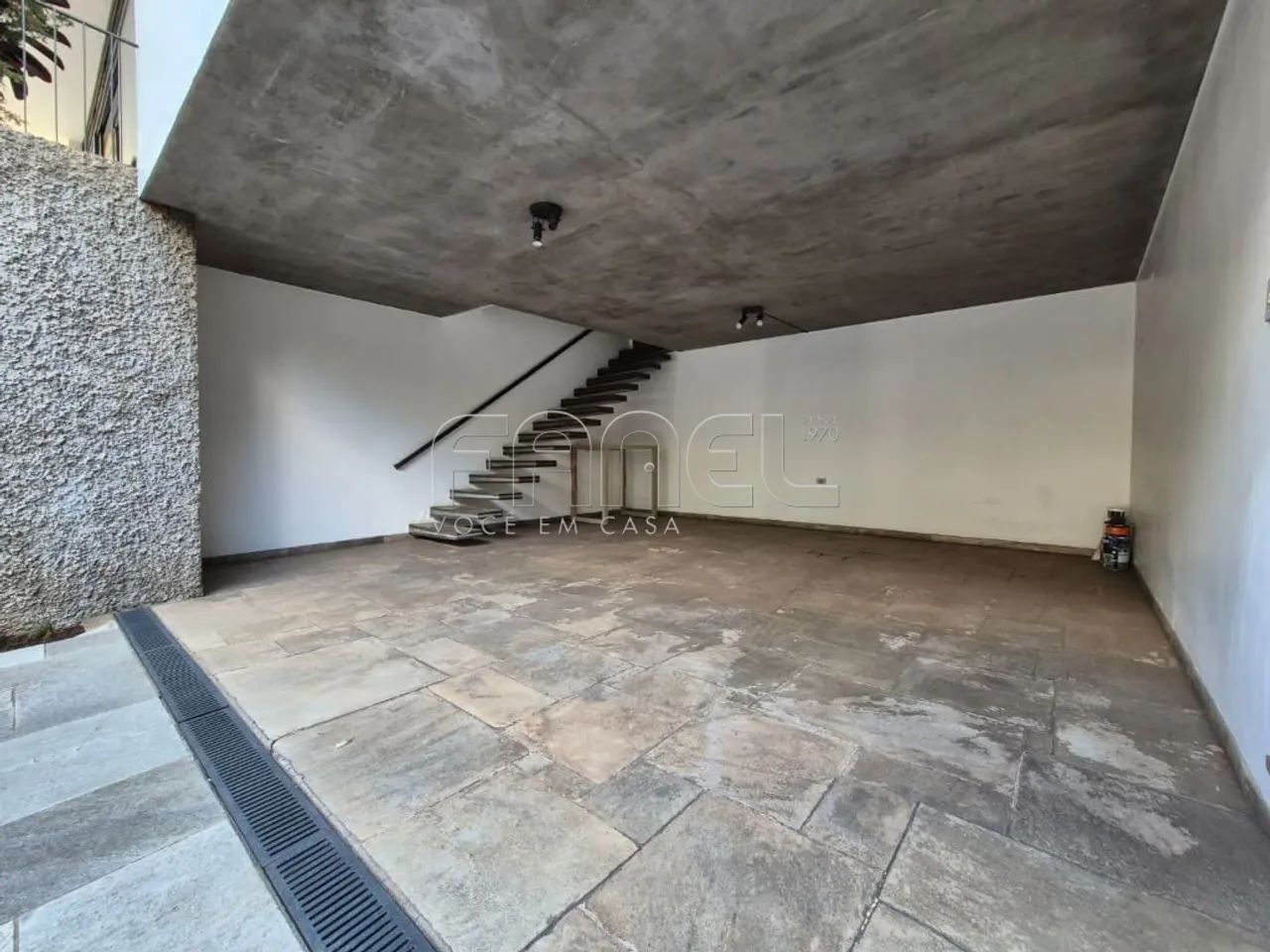 Casa avarandada c/ salão | Cidade Jardim - Foto 3