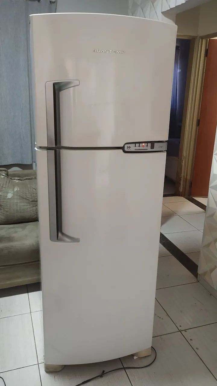 Geladeira e Máquina 