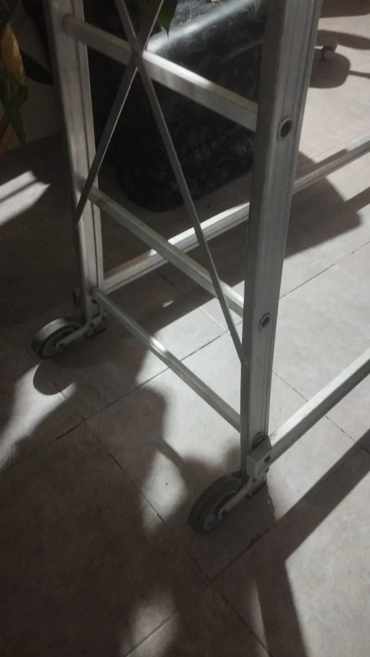 Escada plataforma  - Foto 5
