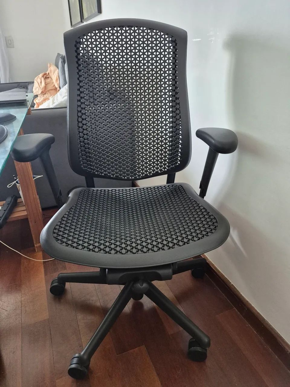 Cadeira Herman Miller super nova