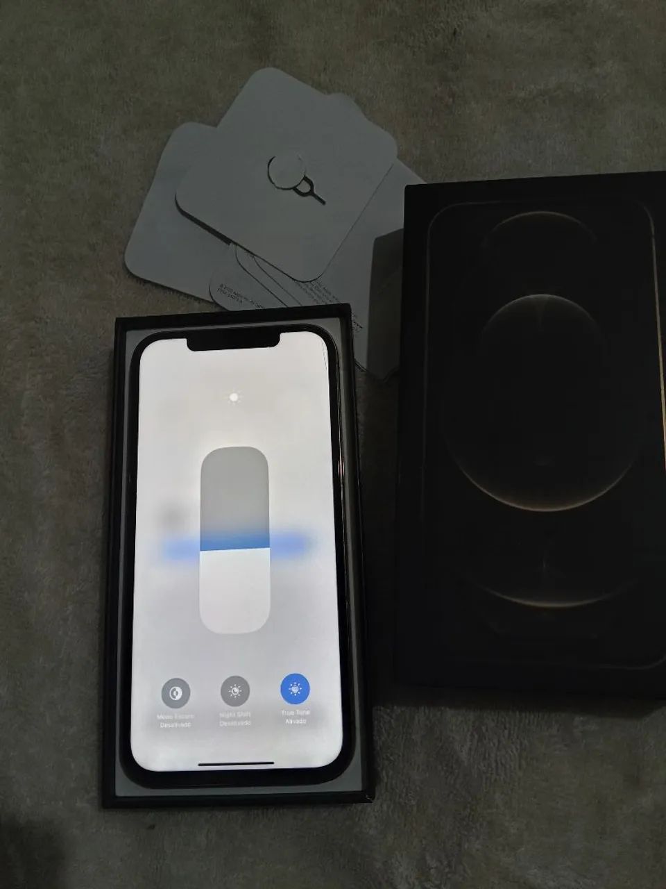 iPhone 12 pro Max 256gb - Celulares e Smartphones - Cavaleiro