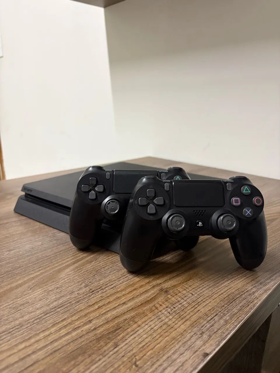 PlayStation 4 slim - Foto 2