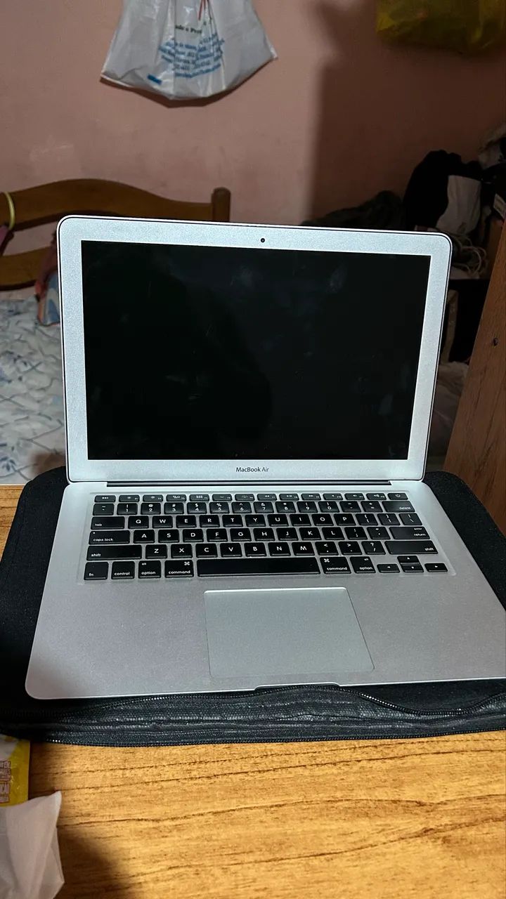 MacBook 13 128GB