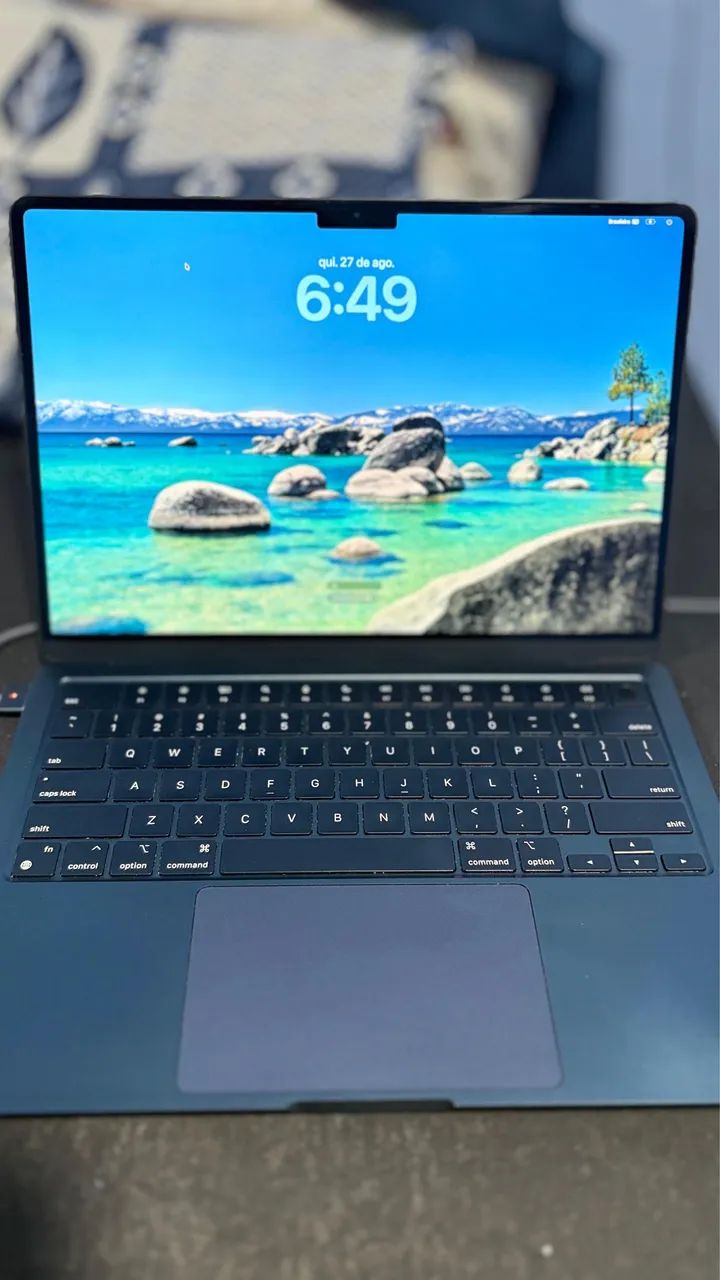 MacBook M2 - Pouco usado