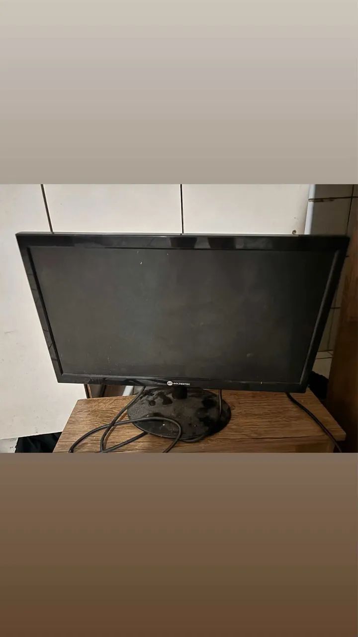 Vendo tela e CPU de computador  - Foto 2