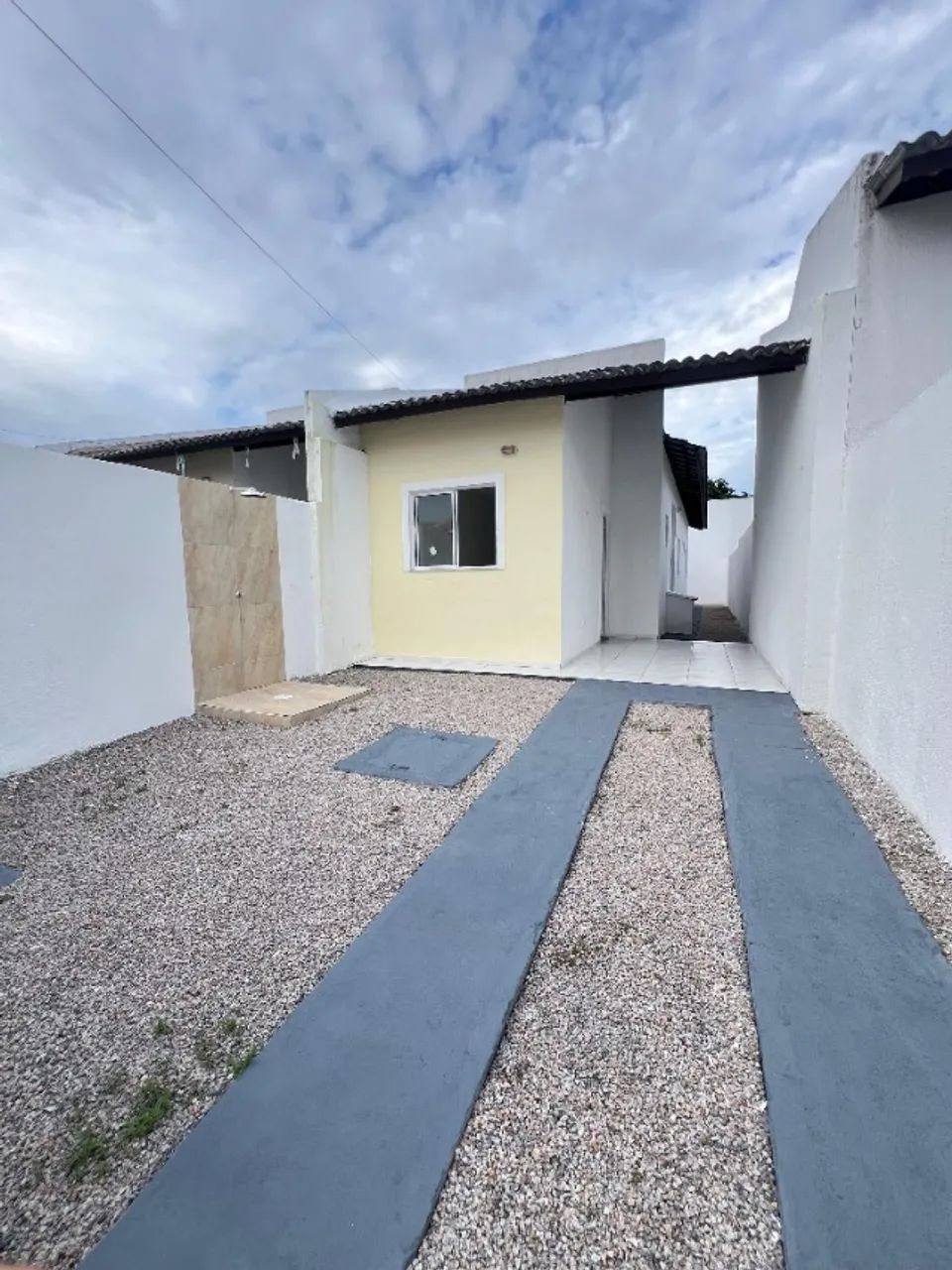 Casa em Horizonte/CE com 2 suítes e amplo terreno - só R$ 122 mil - Foto 2