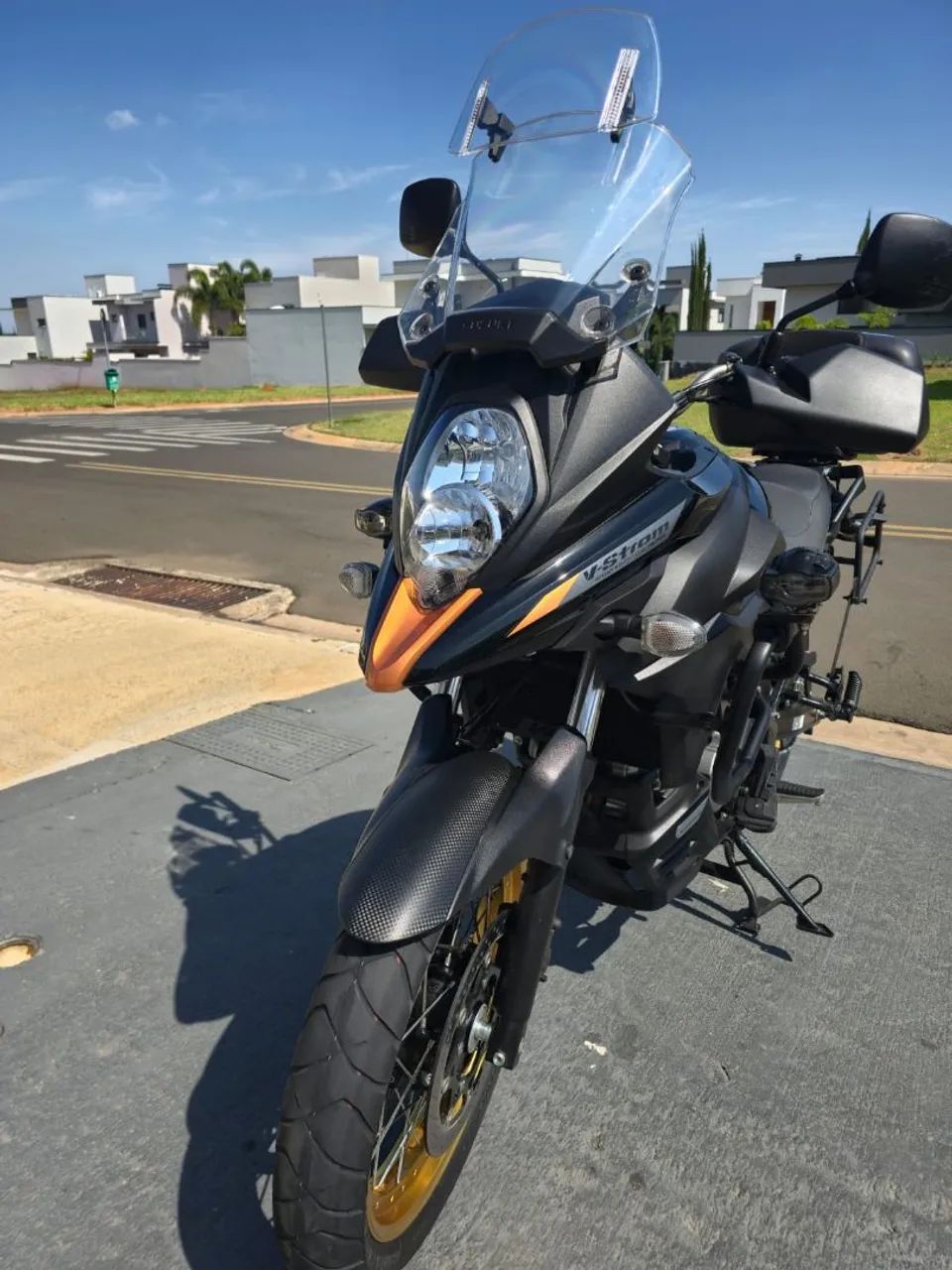 SUZUKI V-STROM 650 AVENTURE - Foto 2