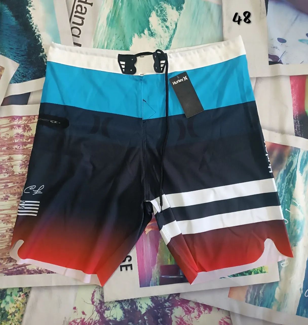 Shorts Hurley Azul com Detalhes em Branco - Foto 2