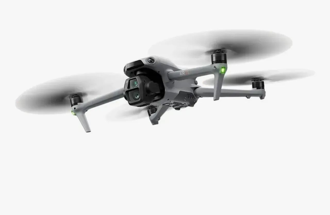 Drone Dji Air 3 Fly More Combo Com Controle Rc 2, 3 Baterias - Foto 4