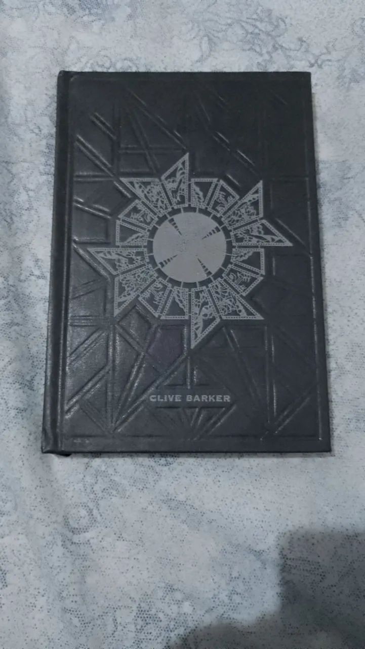Hellraiser de Cliver Barker (Edição DarkSide 2010)