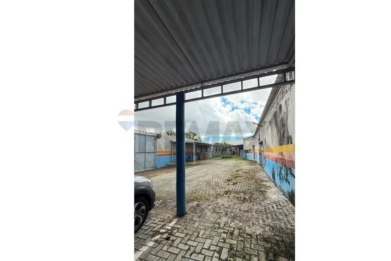 Galpão de 894 m² próximo à Av. Silas Munguba - Foto 4