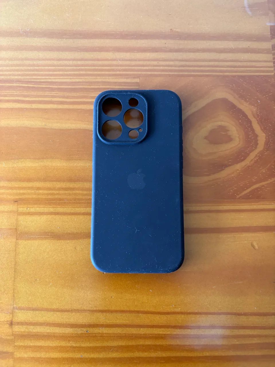 Capa Silicone Preta para iPhone 15 Pro - Foto 4