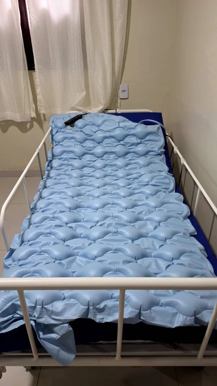 Cama hospitalar elétrica com colchão pneumático - Foto 3