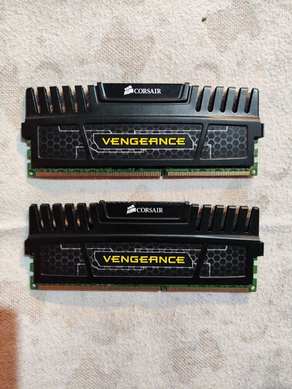 DDR3 RAM Memory453825762679869444