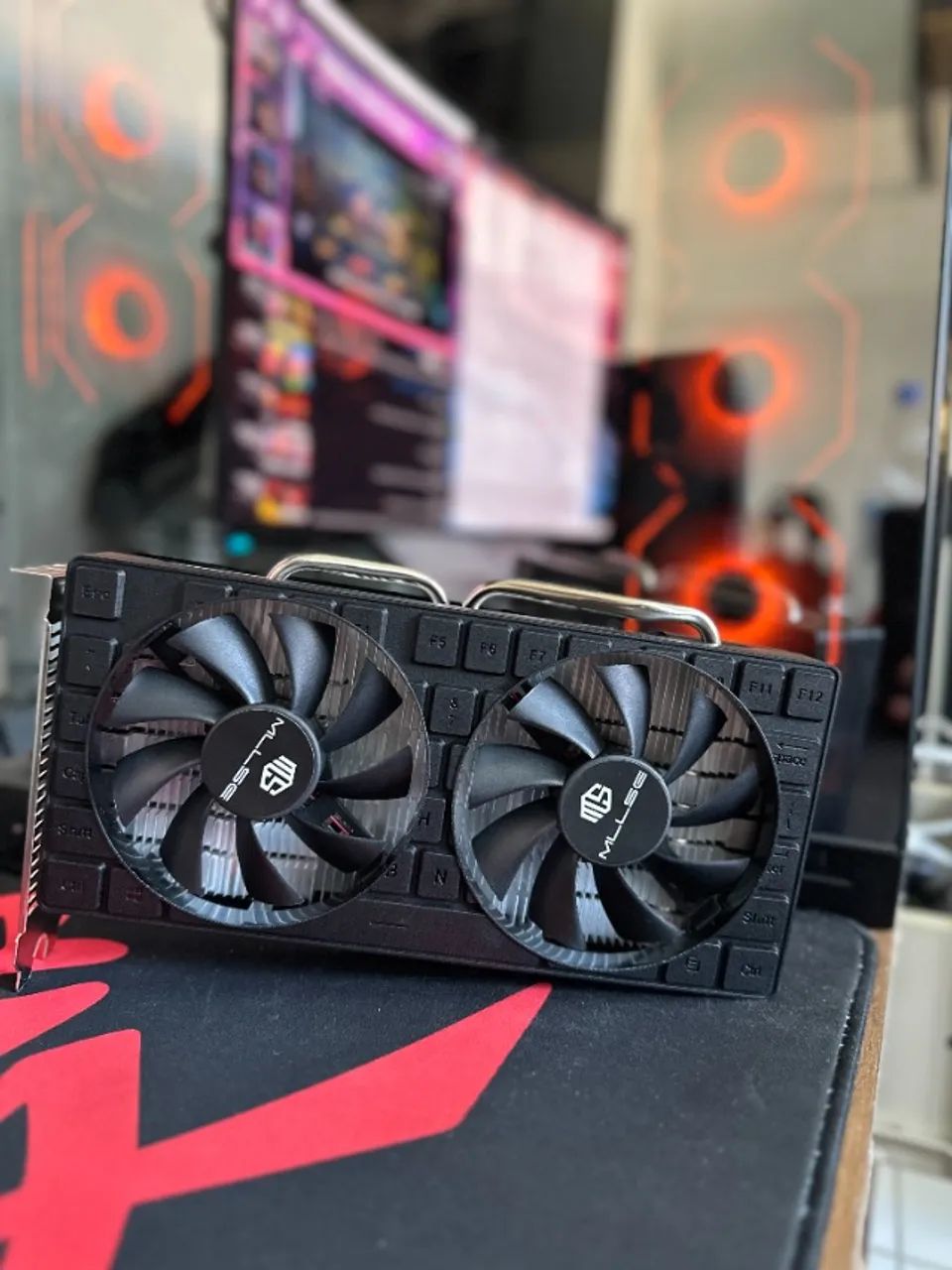 PLACA DE VÍDEO MLLSE RX 580 8GB - NOVA E LACRADA!