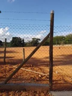 LIMPO CERCO ROÇO LOTES - Foto 3