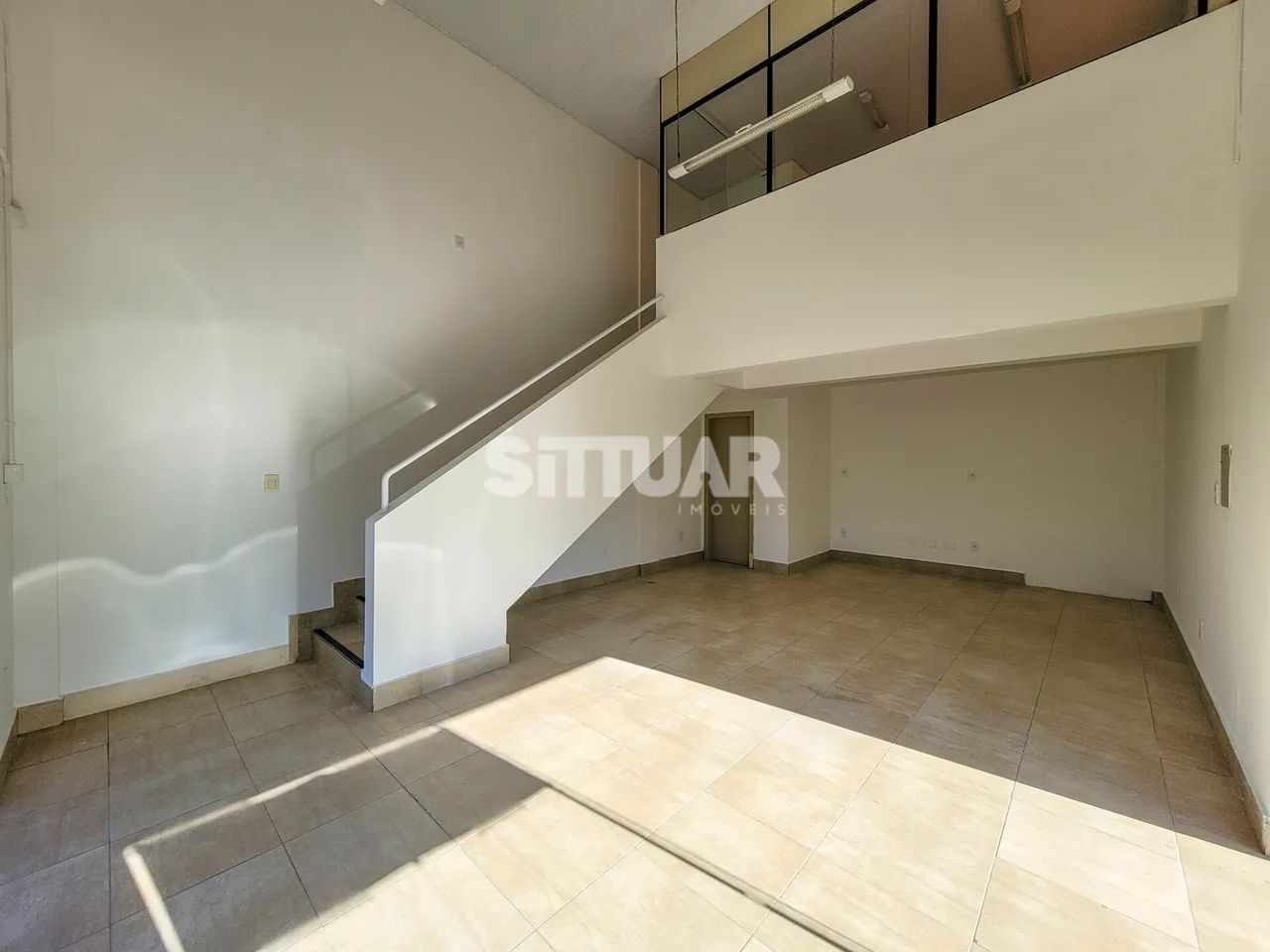 Sala Comercial de esquina à Venda  Revoredo, Tubarão, SC - Foto 2