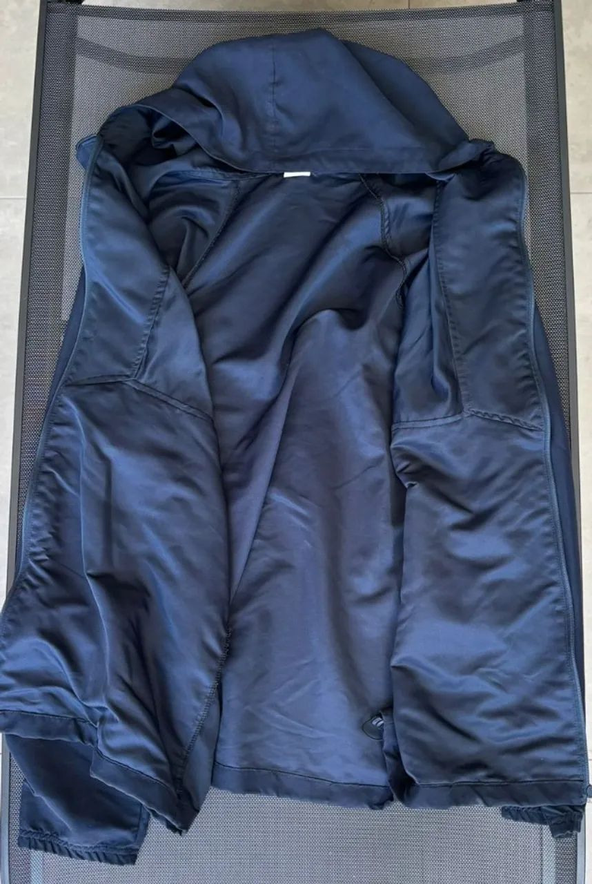 corta vento azul marinho - Foto 3