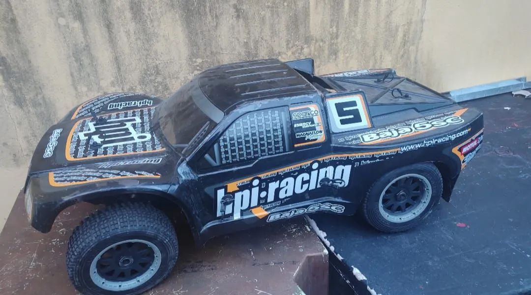 Baja HPI 5sc 1/5 $5.000