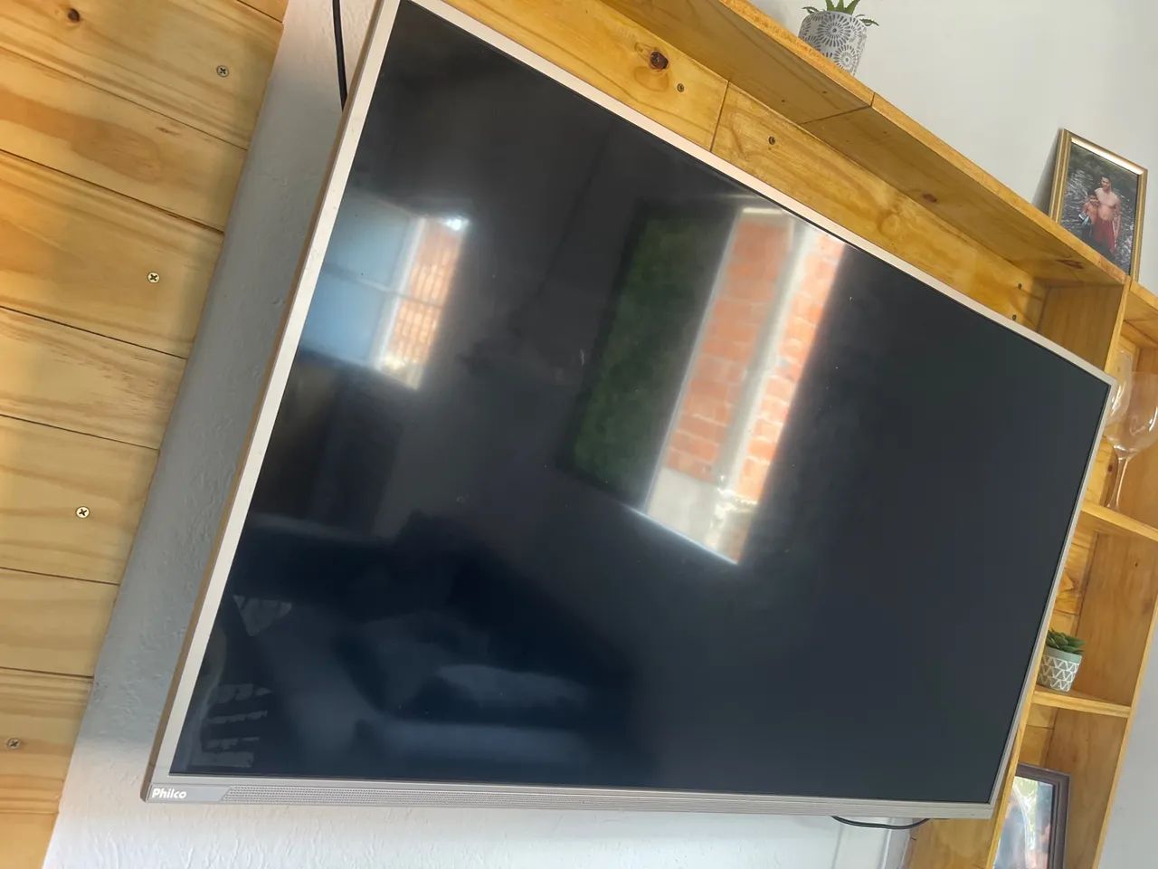 Tv Philco 42 polegadas. 800,00 a vista.
