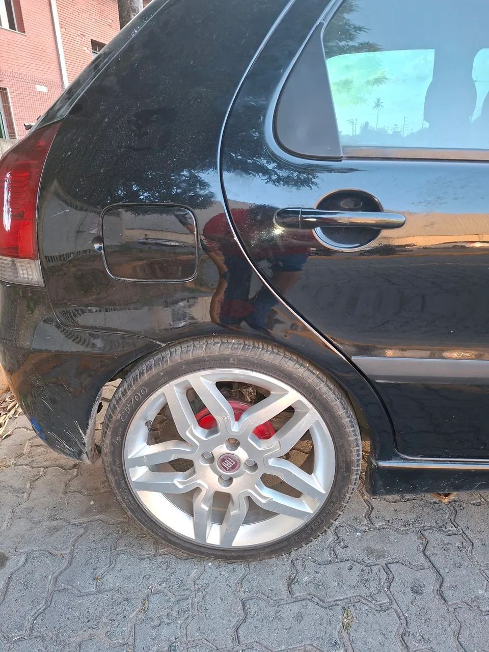 Fiat Palio Celebration 1.0 Fire Flex 8V 4P 2007 - Foto 2