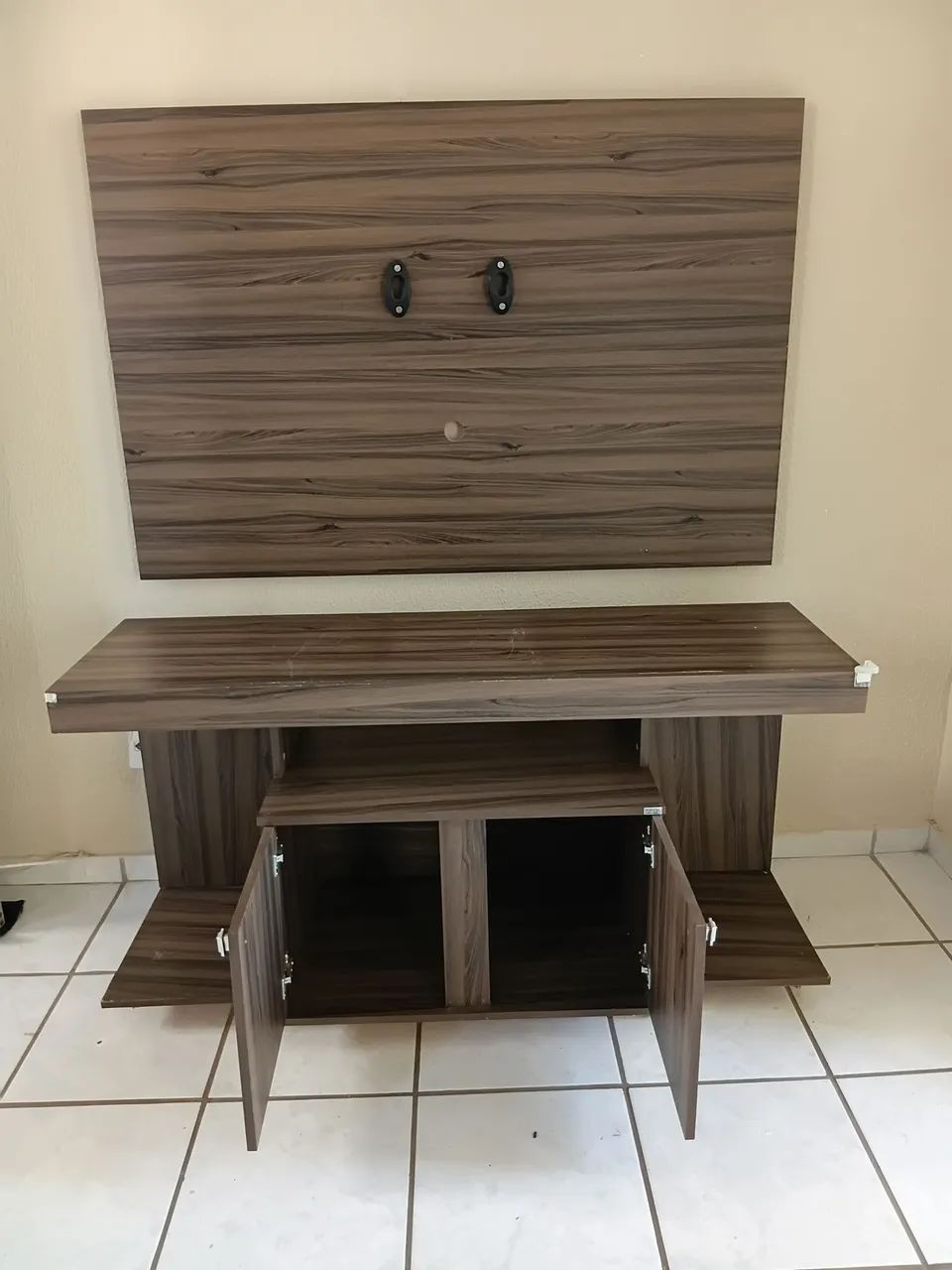 Rack com rodas e painel para tv - Foto 2