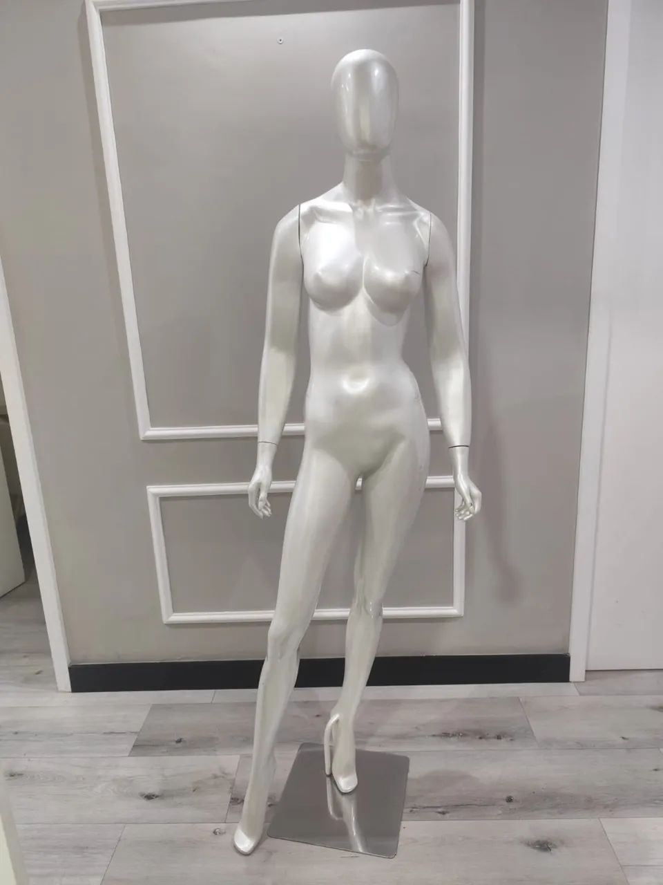 Manequim feminino  - Foto 2