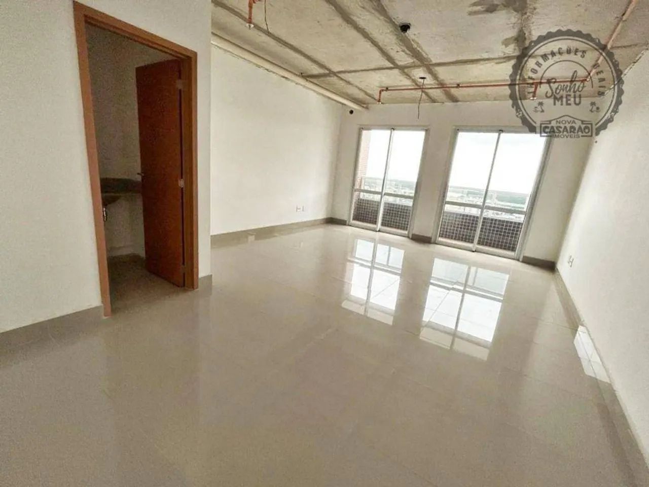 Sala Comercial no Boqueirão - Praia Grande/SP