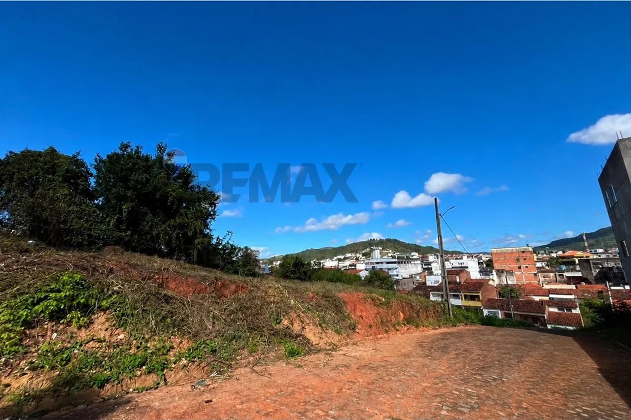 TERRENO À VENDA NO CENTRO DE GUARABIRA/PB