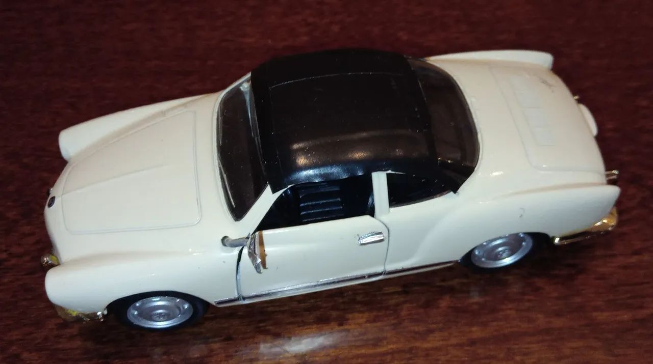 Miniatura VW Karmann Ghia - Foto 2