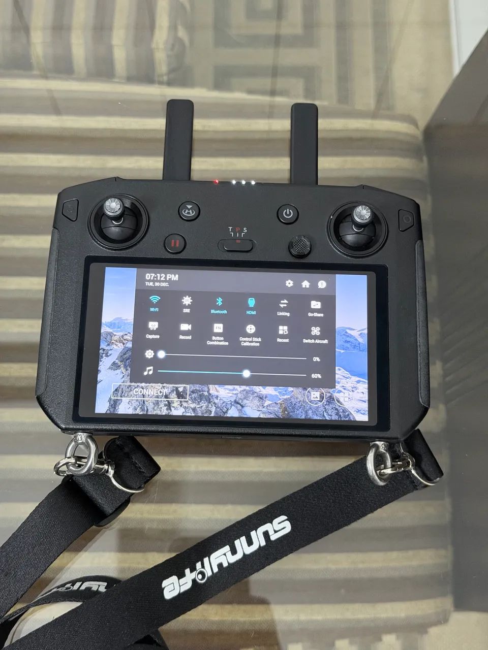 CONTROLE DJI SMART CONTROLLER - IMPECÁVEL 