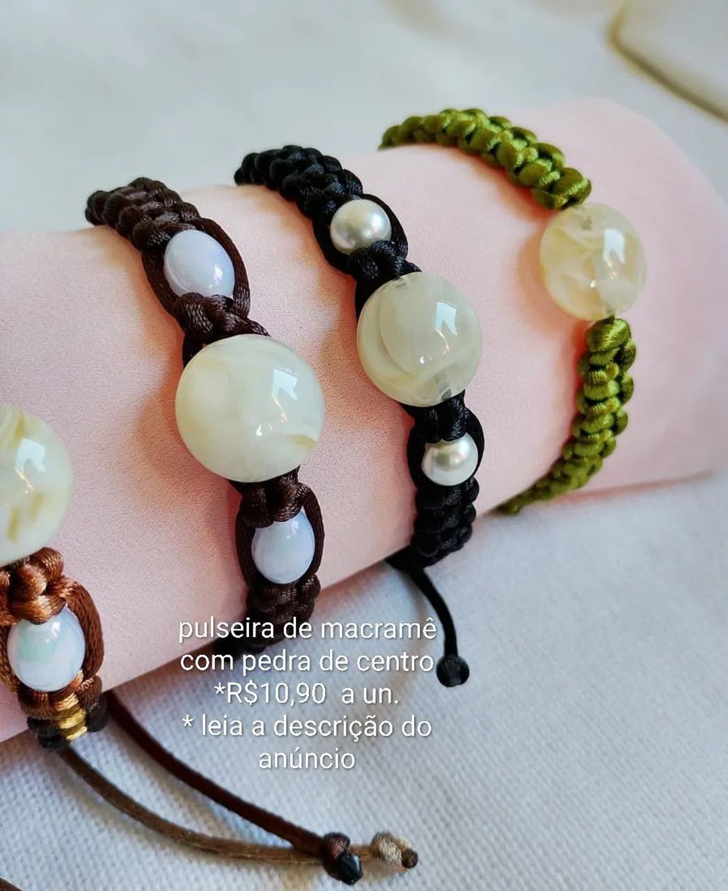 Acessórios femininos Pulseiras de macramê e colares 