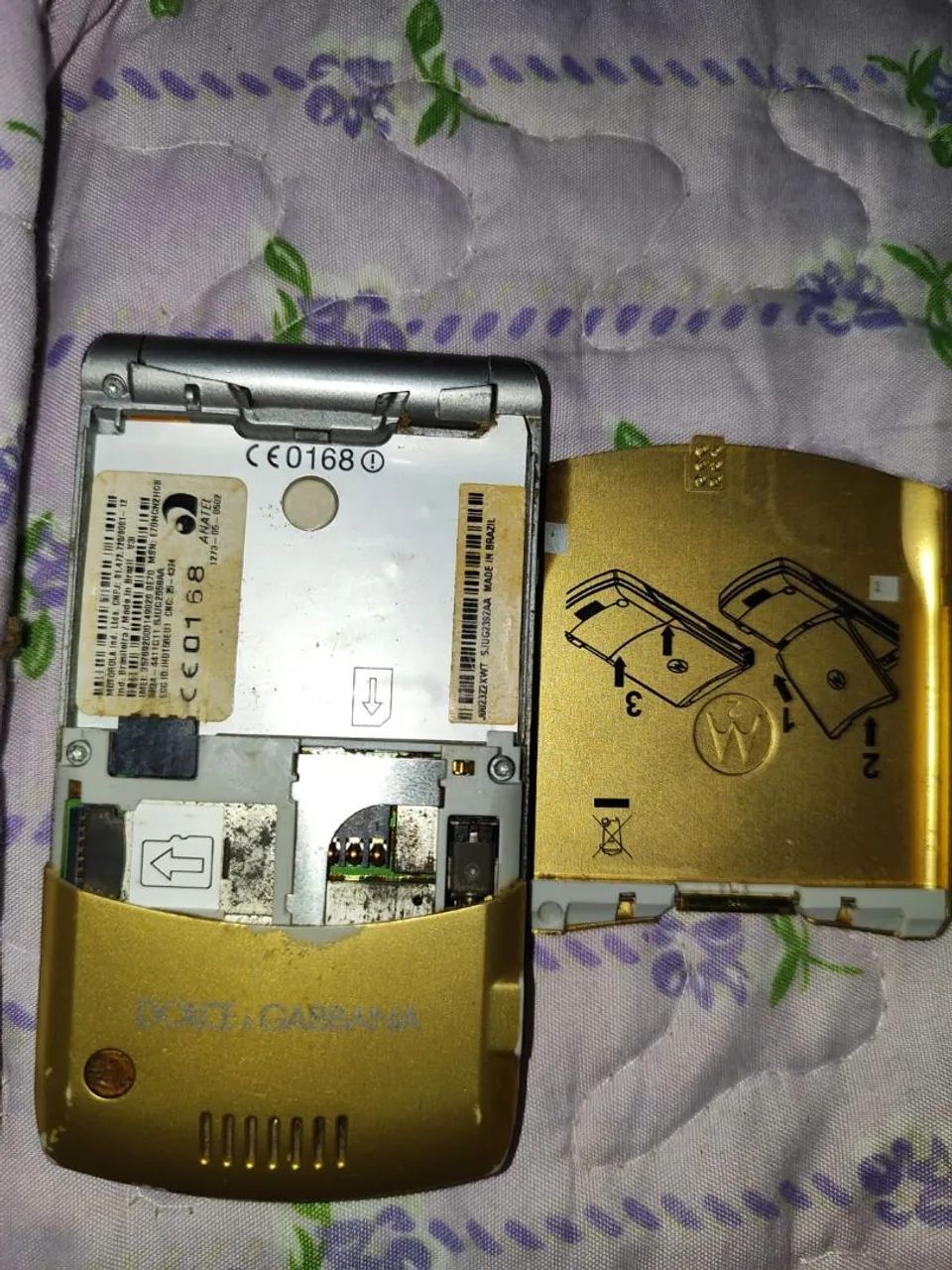 Motorola v3. Ler a descrição. - Foto 2