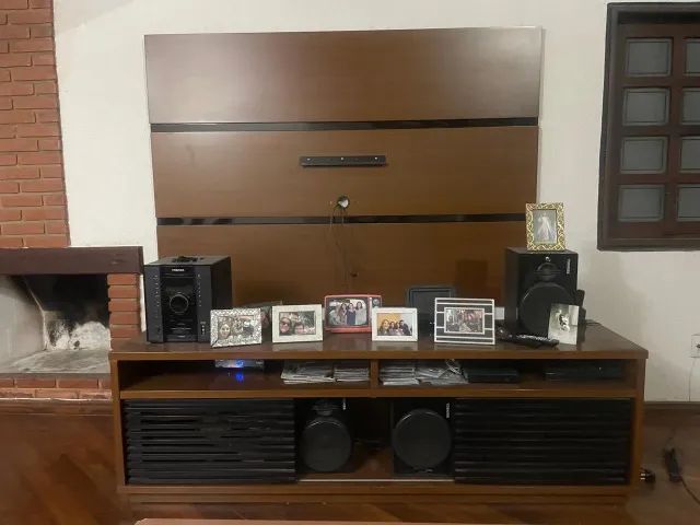 Painel e Rack com gavetas 
