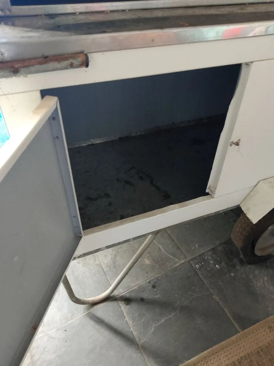Carrinho de espetinho Grande com espaço interno  - Foto 3