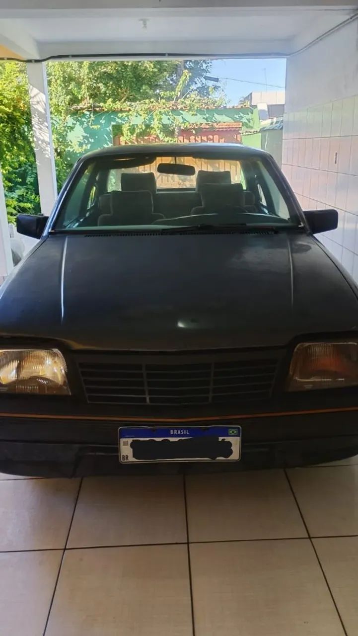 Chevrolet Monza GL 1.8 Efi/ SL/ L/ 650/barc. 2e4p 1984