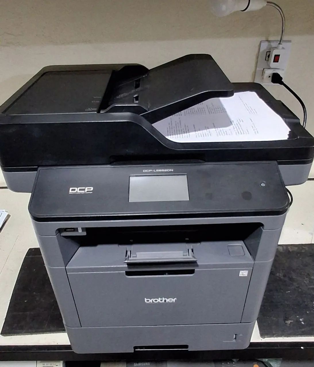 Multifuncional Brother HL 5652 DN
