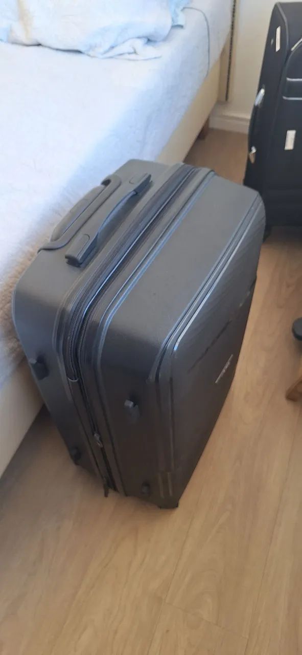 Vendo bagagem grande 23kg - Foto 2