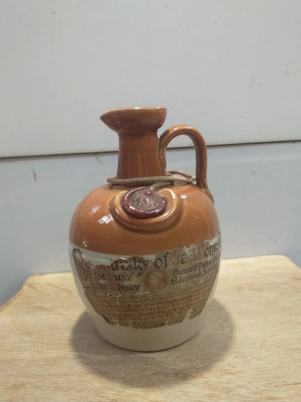 Garrafas de porcelana