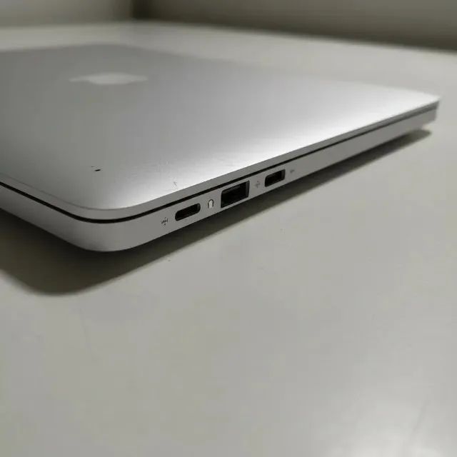 Macbook Air 13 Mid 2013 A1466 - Intel I5 4gb Ram - Notebooks