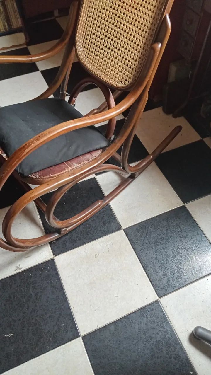 Cadeira de Balanço Austríaca Estilo Thonet - Foto 3