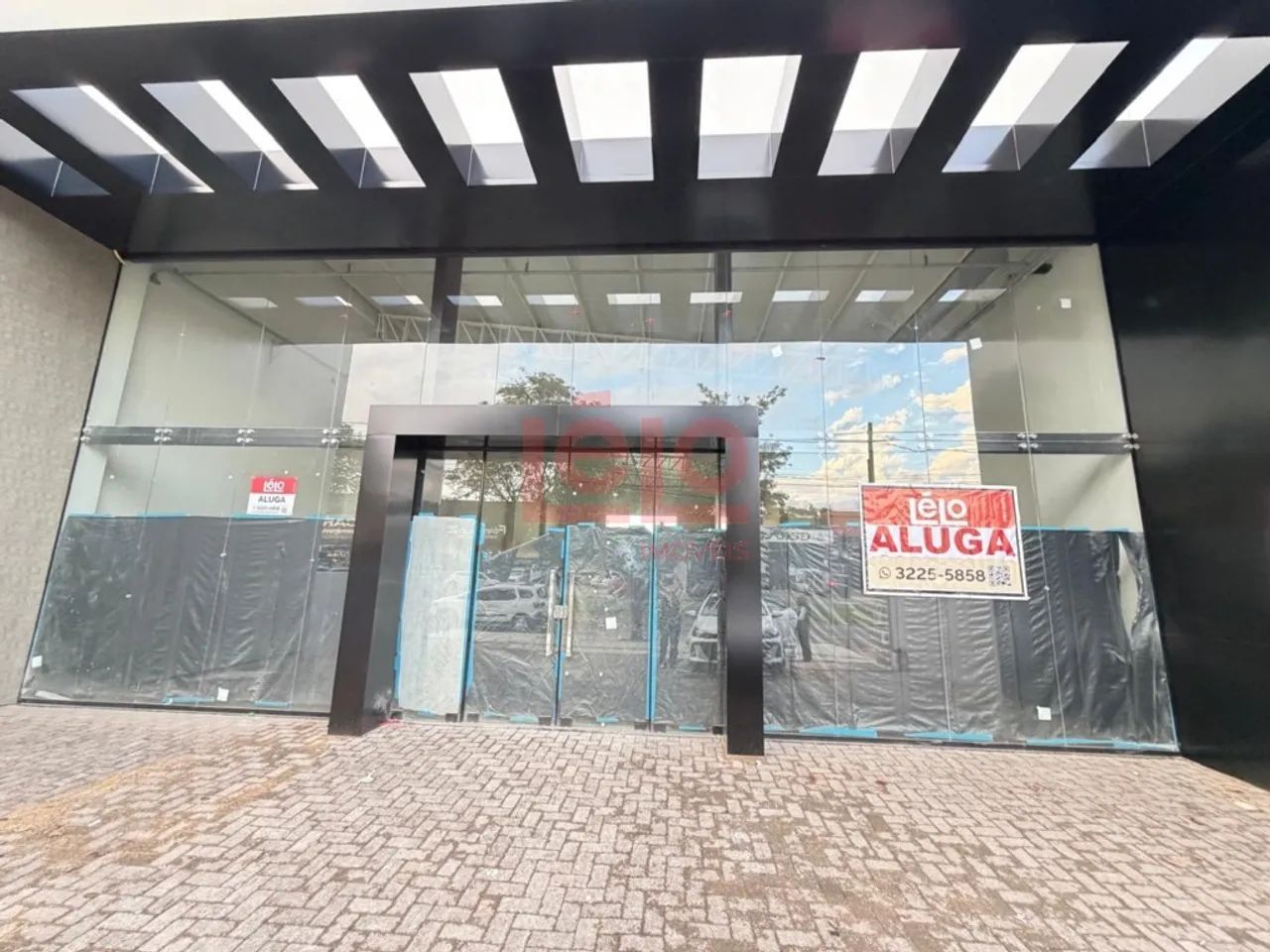 Barracão recém construído av dr Alexandre Rasgulaeff - Próximo ao Supermercado Amigão - Foto 4