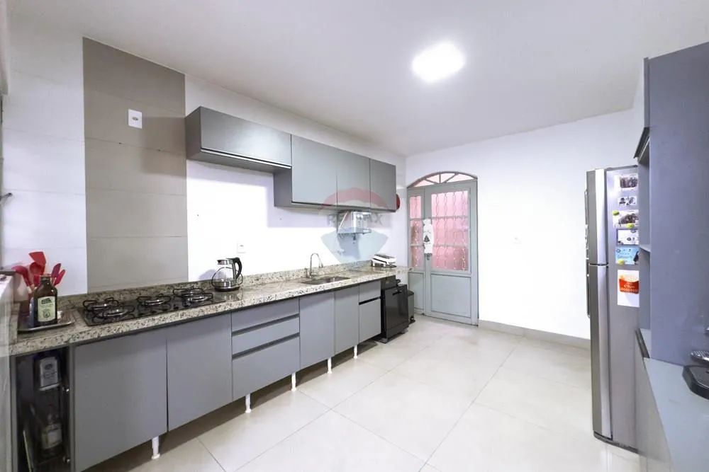 5 QUARTOS - EDÍCULA - 2 QUARTOS - VAZADO - REFORMADO - ACEITA FINANCIAMENTO - SOBRADINHO - - Foto 5