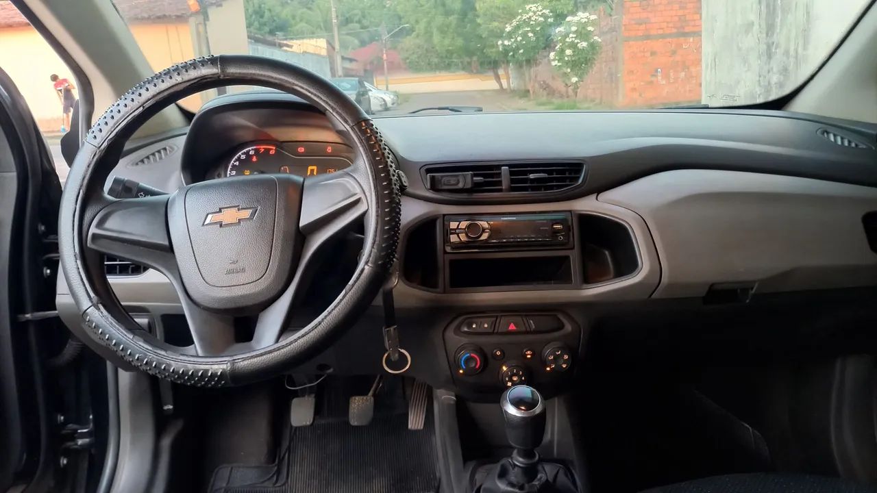 Chevrolet Onix JOY Hatch 1.0 8V Flex Mec. 4P 2018 - Foto 5