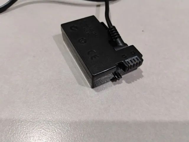 Fonte Ack-e8 Adaptador Ac P/ Canon Eos Rebel T2i T3i T4i T5i - Foto 4