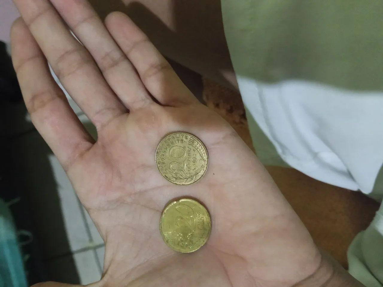 2 moedas antigas  - Foto 2