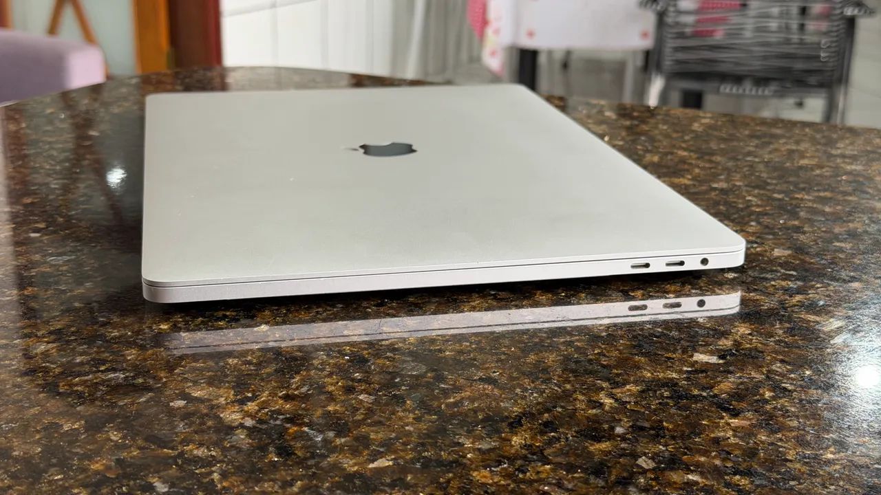 MacBook Pro 16" Polegadas 2019 i7 16GB RAM 512GB SSD TouchBar - Foto 4