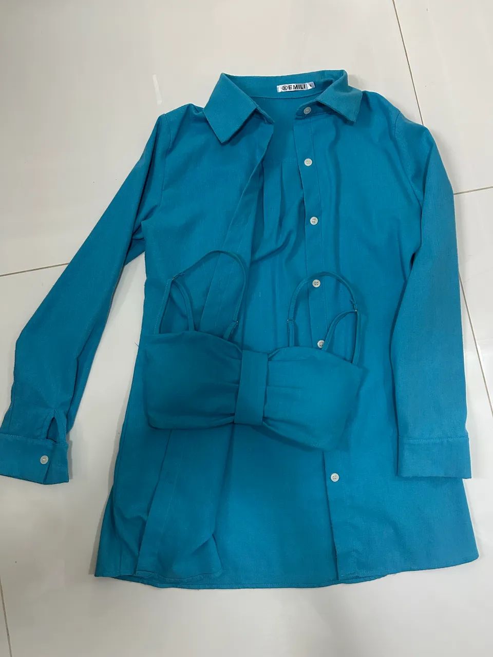 8 peças de roupas