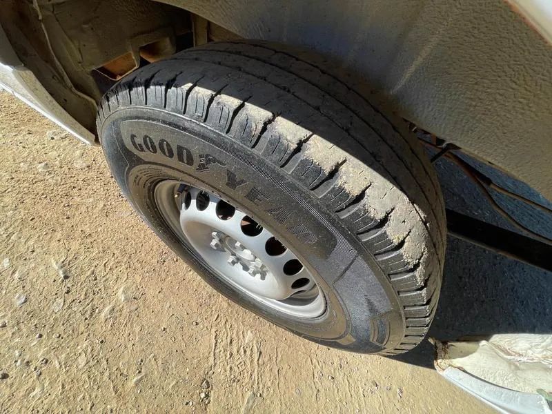 MB SPRINTER 415 ANO 2019 TETO ALTO COM 433 MIL KM - 16 LUGARES - REPASSE  - Foto 10